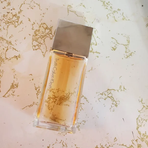 Truth Calvin Klein - Picture 1 of 3